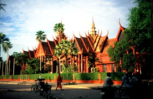 Around Phnom Penh & the Coast
